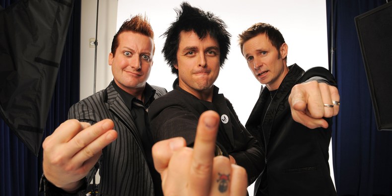 ``American Idiot``  Penghinaan atau Kritik?